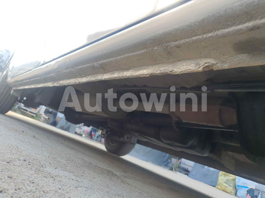 2011 HYUNDAI GRAND STAREX H-1 PREMIUM 12SEAT ANDROID ABS VDC AT - 32