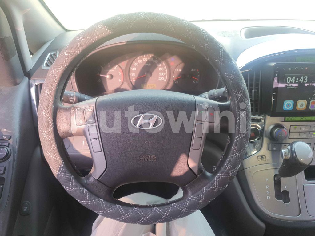 2011 HYUNDAI GRAND STAREX H-1 PREMIUM 12SEAT ANDROID ABS VDC AT - 38