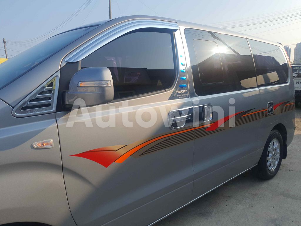 2011 HYUNDAI GRAND STAREX H-1 PREMIUM 12SEAT ANDROID ABS VDC AT - 53