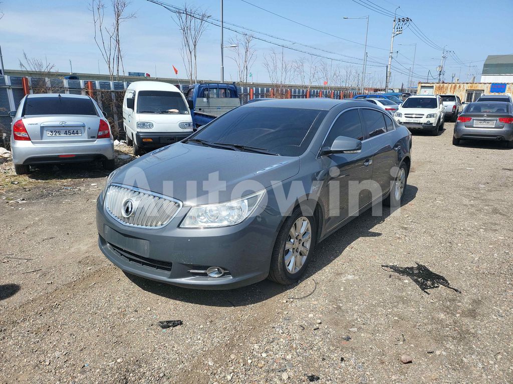 KLAPA69JDBB011128 2011 GM DAEWOO (CHEVROLET) ALPHEON LUXURY-1
