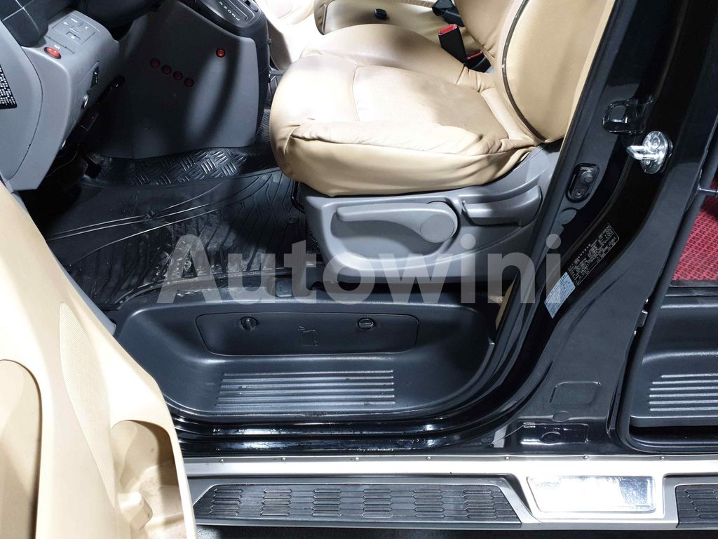 2017 HYUNDAI GRAND STAREX H-1 LIMOUSINE+ABS+NAVI+CAMERA - 21