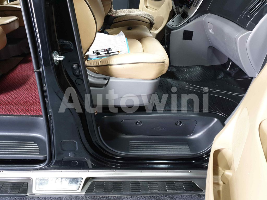 2017 HYUNDAI GRAND STAREX H-1 LIMOUSINE+ABS+NAVI+CAMERA - 33