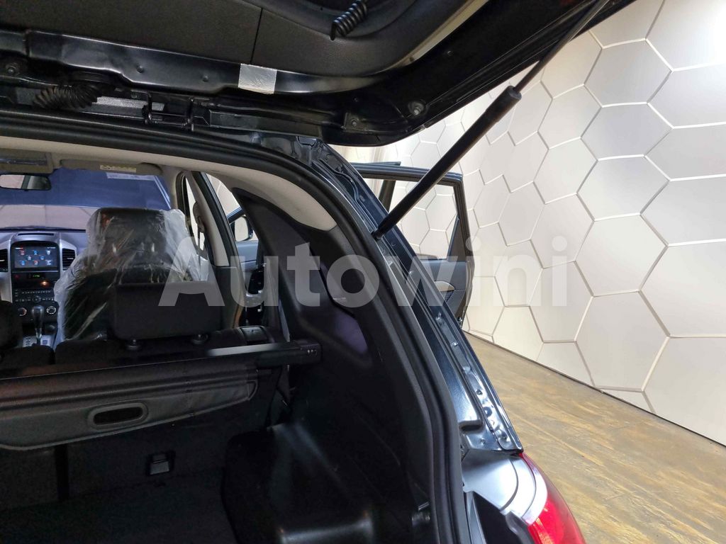 2010 GM DAEWOO (CHEVROLET) WINSTORM VERY GOOD CONDITION - 32