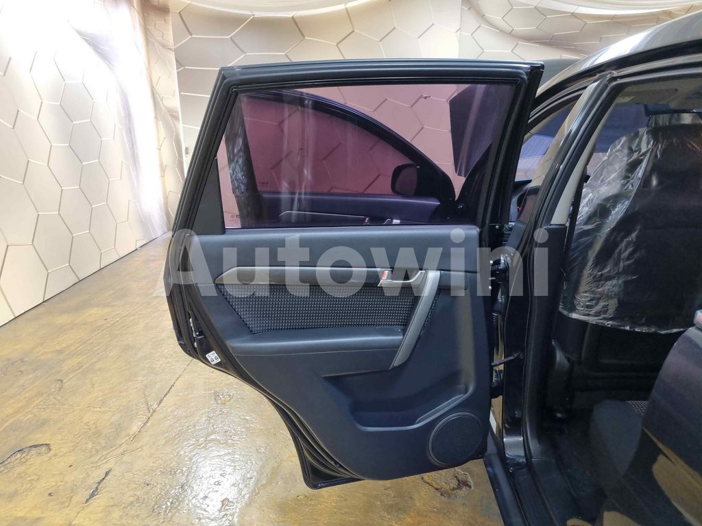 2010 GM DAEWOO (CHEVROLET) WINSTORM VERY GOOD CONDITION - 35