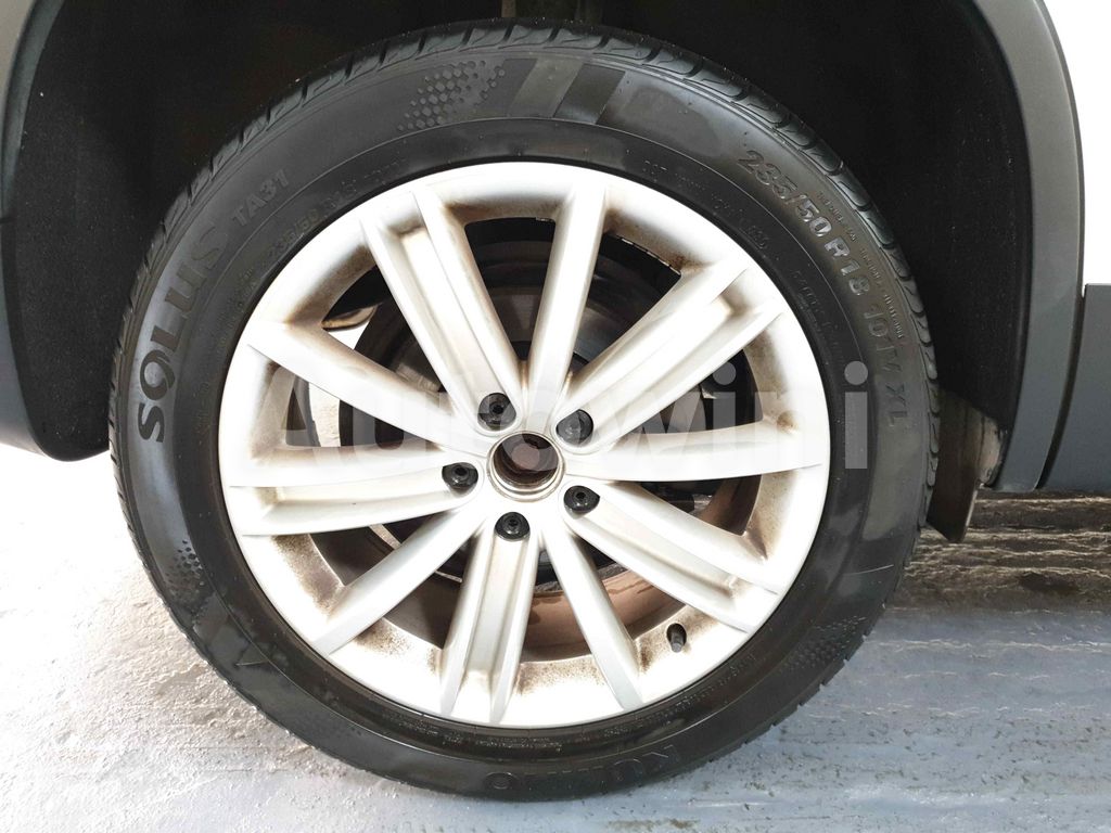 2013 VOLKSWAGEN  TIGUAN AUTO+ABS+S.KEY+SUNROOF+4*4+NAVI+CAMERA - 53
