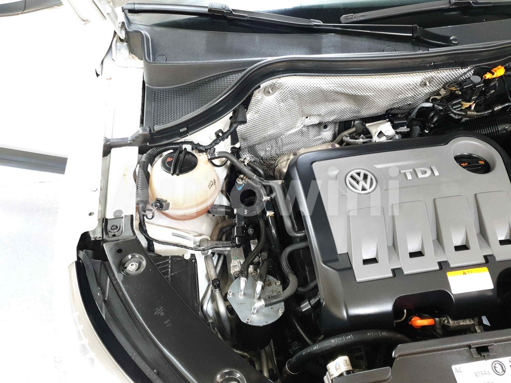 2013 VOLKSWAGEN  TIGUAN AUTO+ABS+S.KEY+SUNROOF+4*4+NAVI+CAMERA - 11