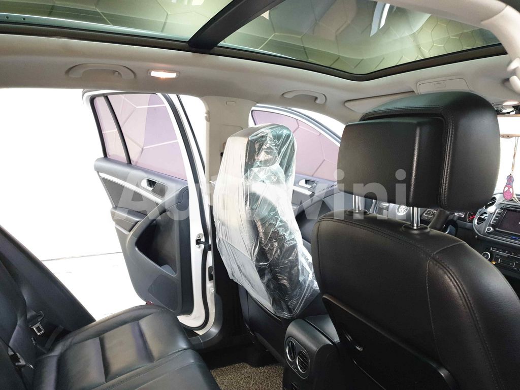 2013 VOLKSWAGEN  TIGUAN AUTO+ABS+S.KEY+SUNROOF+4*4+NAVI+CAMERA - 31
