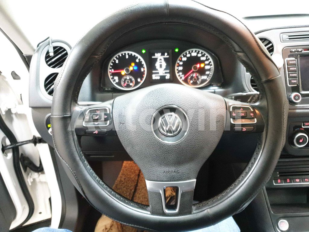 2013 VOLKSWAGEN  TIGUAN AUTO+ABS+S.KEY+SUNROOF+4*4+NAVI+CAMERA - 39