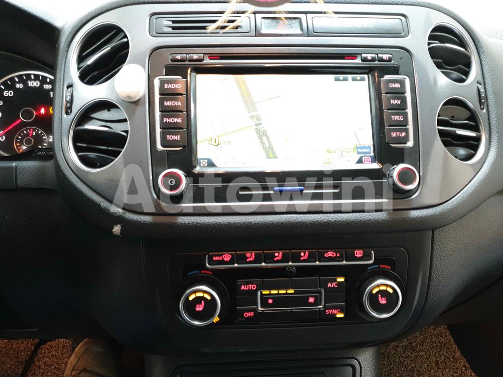 2013 VOLKSWAGEN  TIGUAN AUTO+ABS+S.KEY+SUNROOF+4*4+NAVI+CAMERA - 40