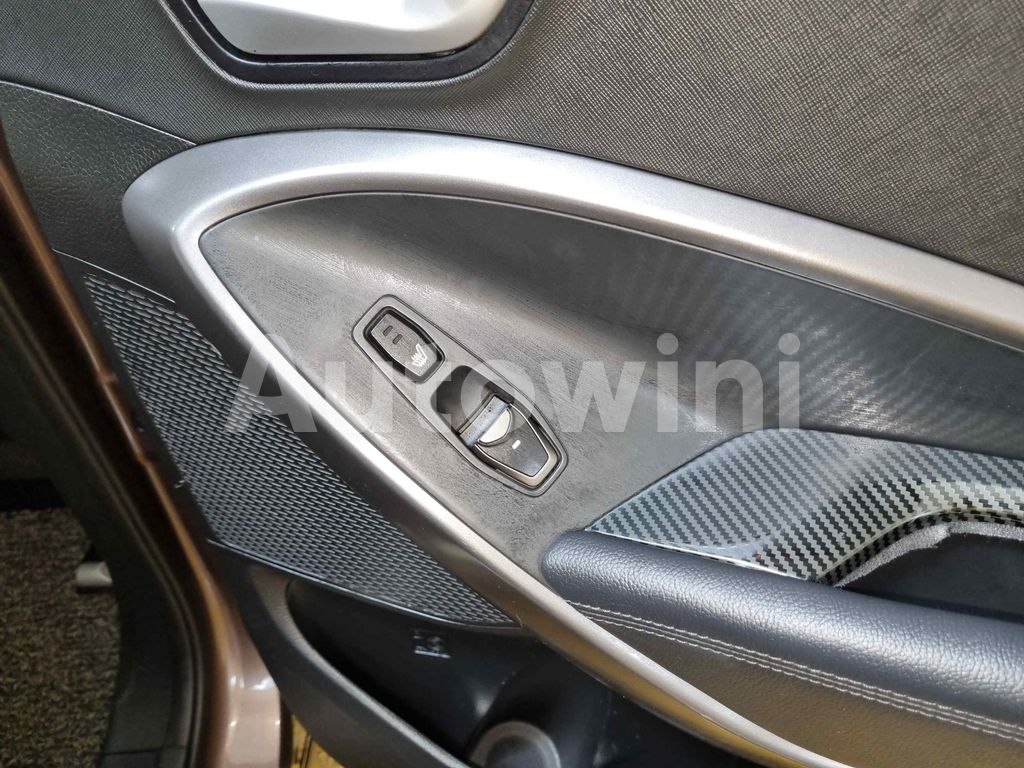 2014 HYUNDAI MAXCRUZ AUTO+SUN ROOF +S.KEY +NAVI +REAR CAMERA - 29