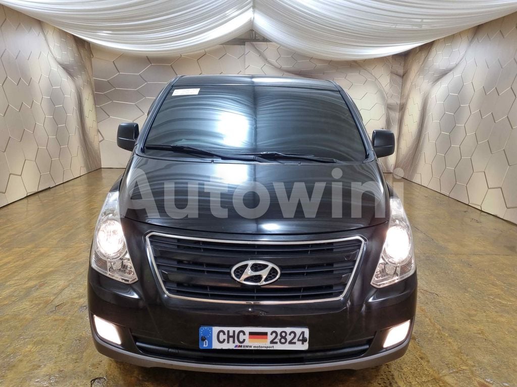 KMJWA37KBHU896942 2017 HYUNDAI  GRAND STAREX AUTO +11 SEAT +ABS+NAVI+REAR CAMERA-0