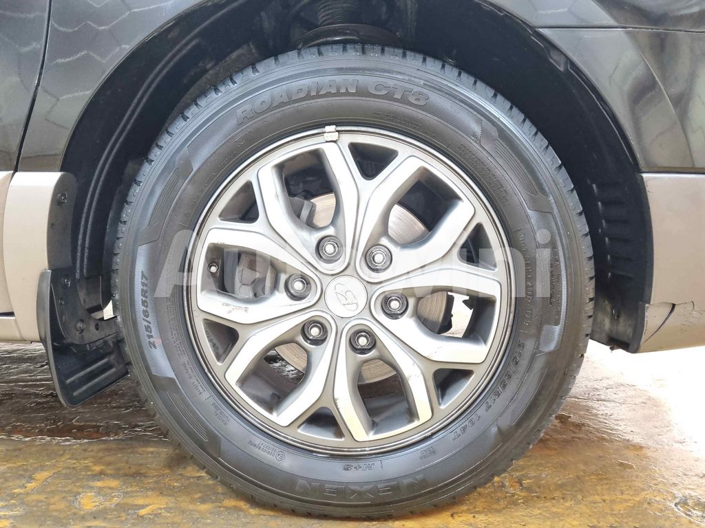 2017 HYUNDAI GRAND STAREX AUTO +11 SEAT +ABS+NAVI+REAR CAMERA - 50