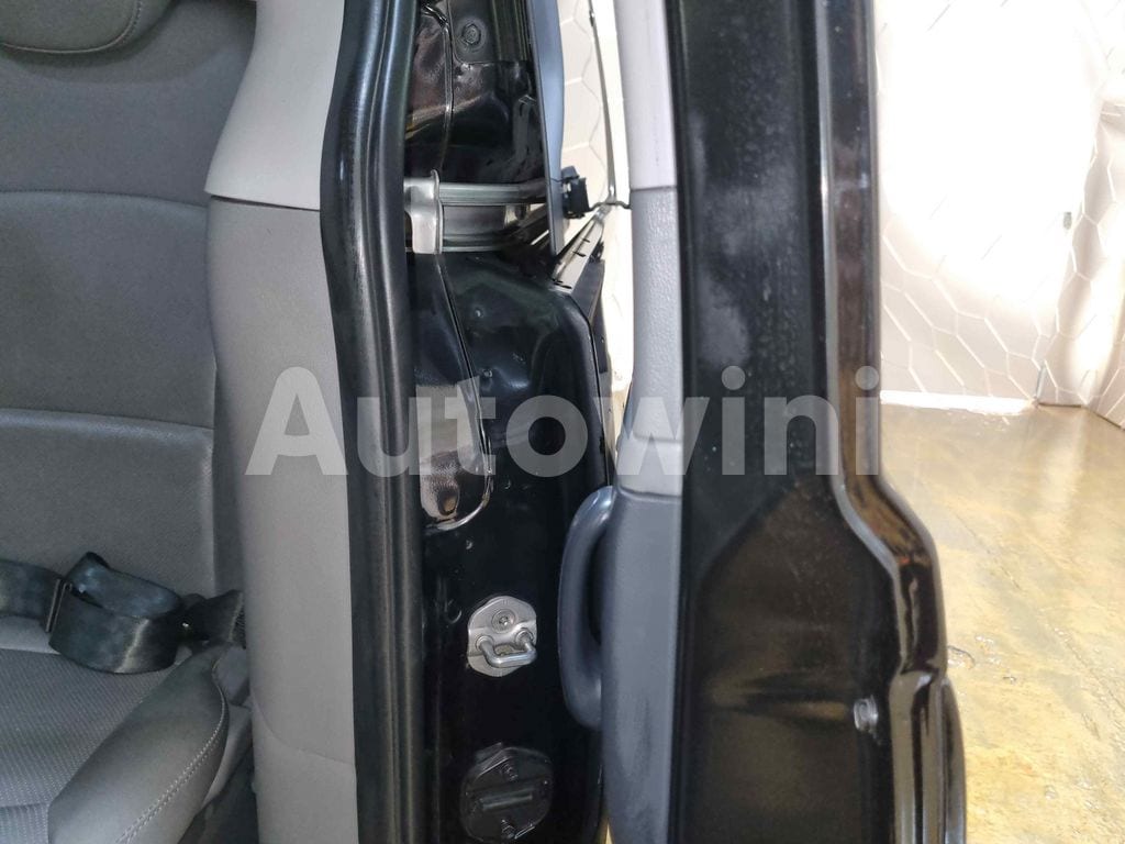 2017 HYUNDAI GRAND STAREX AUTO +11 SEAT +ABS+NAVI+REAR CAMERA - 39