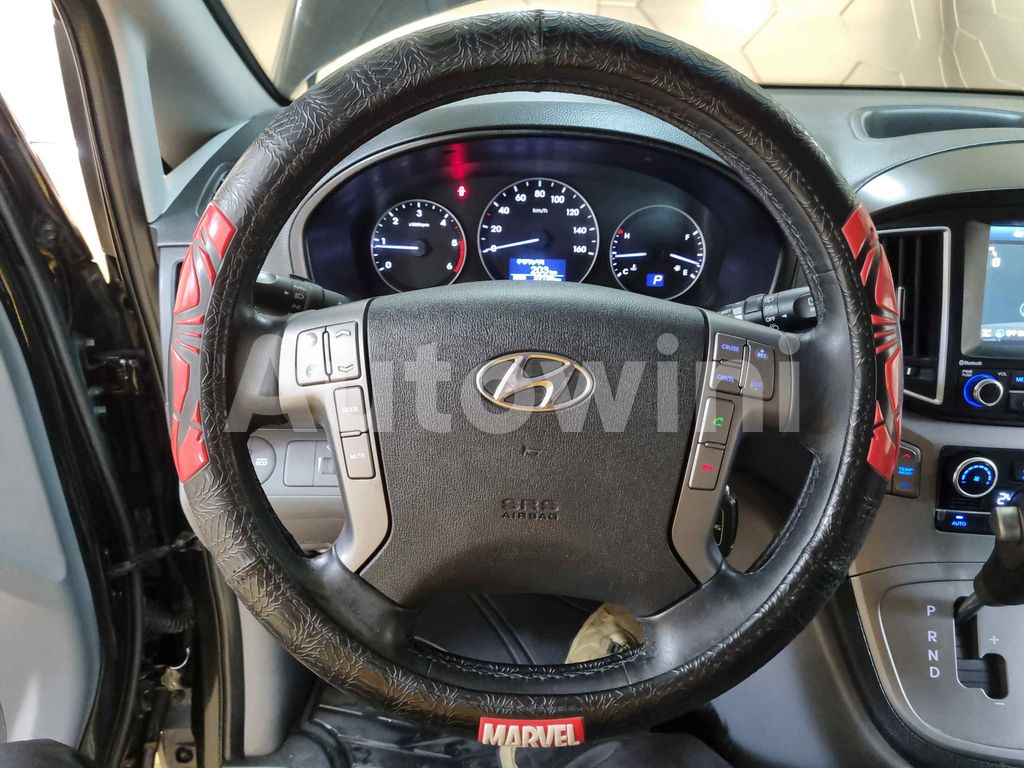 2017 HYUNDAI GRAND STAREX AUTO +11 SEAT +ABS+NAVI+REAR CAMERA - 10