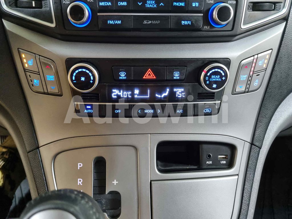 2017 HYUNDAI GRAND STAREX AUTO +11 SEAT +ABS+NAVI+REAR CAMERA - 15