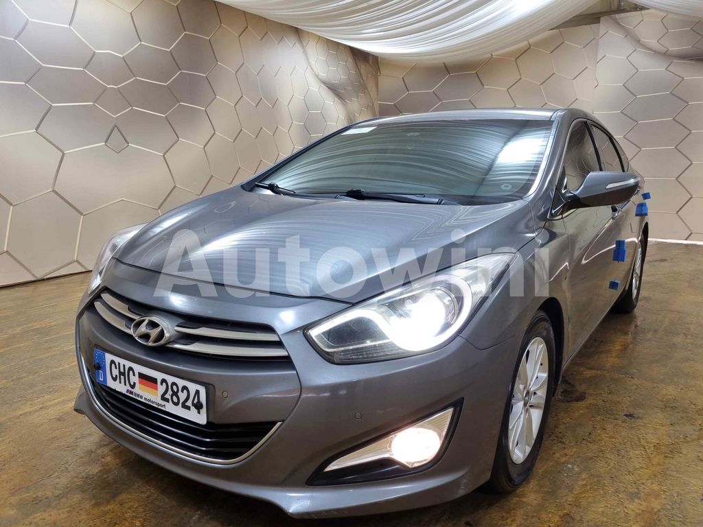 2012 HYUNDAI I40 SALOON AUTO +S.KEY +NAVI+REAR CAMERA - 8