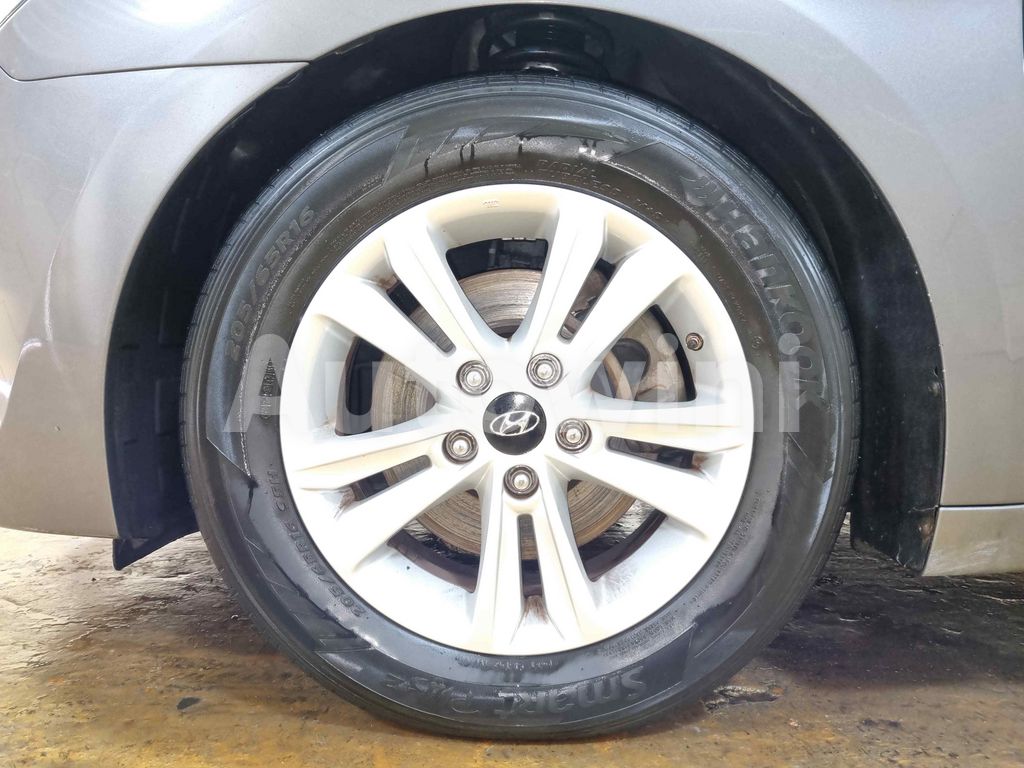 2012 HYUNDAI I40 SALOON AUTO +S.KEY +NAVI+REAR CAMERA - 50