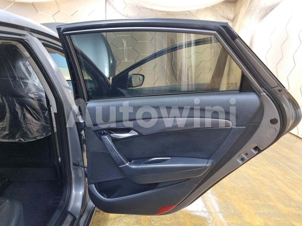 2012 HYUNDAI I40 SALOON AUTO +S.KEY +NAVI+REAR CAMERA - 31