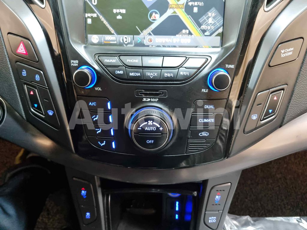 2012 HYUNDAI I40 SALOON AUTO +S.KEY +NAVI+REAR CAMERA - 14
