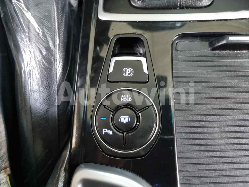 2012 HYUNDAI I40 SALOON AUTO +S.KEY +NAVI+REAR CAMERA - 17