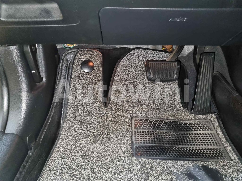 2012 HYUNDAI I40 SALOON AUTO +S.KEY +NAVI+REAR CAMERA - 45