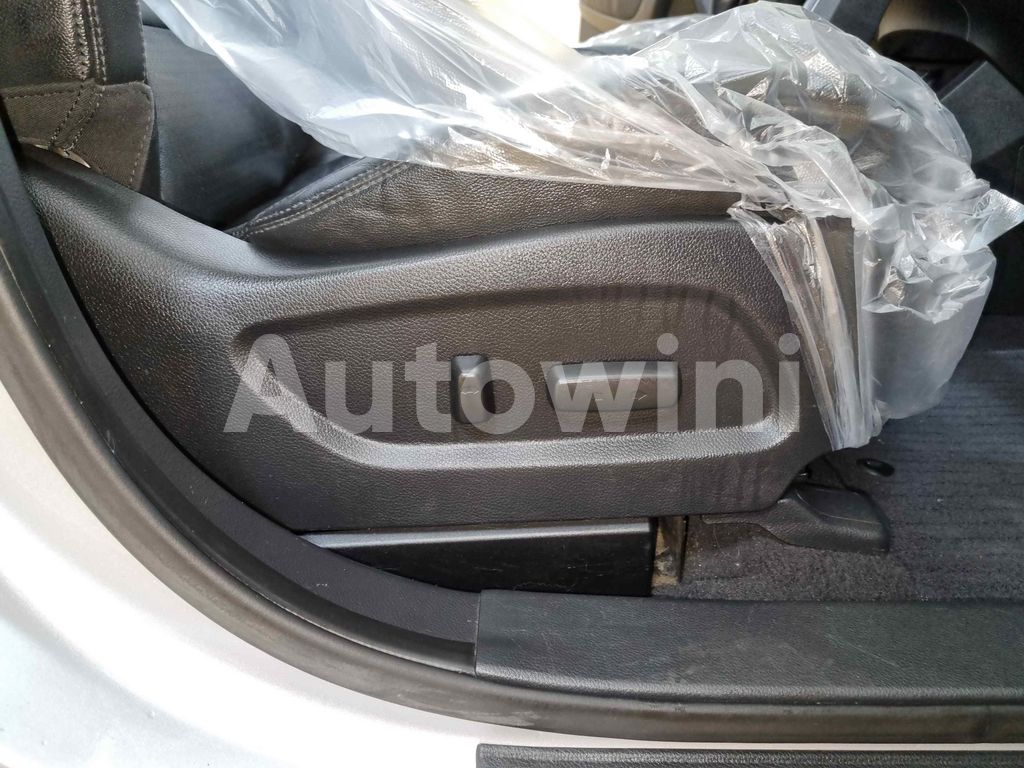 2014 HYUNDAI MAXCRUZ AUTO +S.KEY +SUN ROOF +NAVI +REAR CAMERA - 29