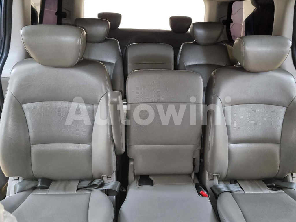 2014 HYUNDAI GRAND STAREX H-1 AUTO +ABS +NAVI +REAR CAMERA +12 SEAT - 27