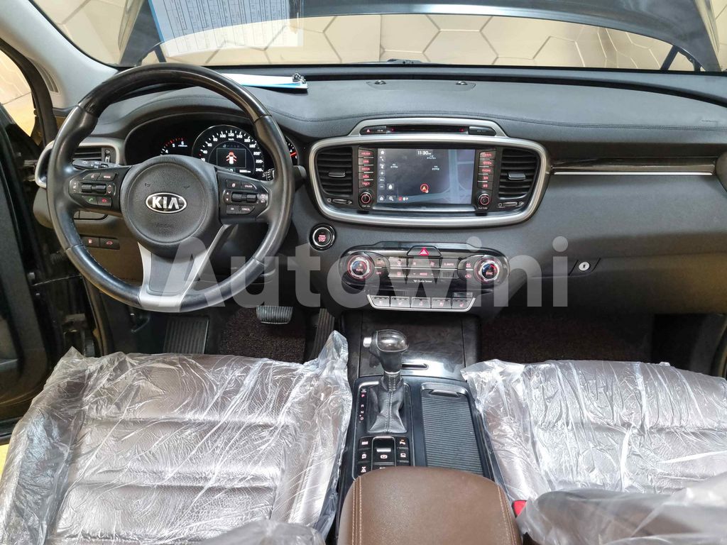 2015 KIA  SORENTO AUTO +4WD+S.KEY +NAVI+REAR CAMERA +ABS - 9