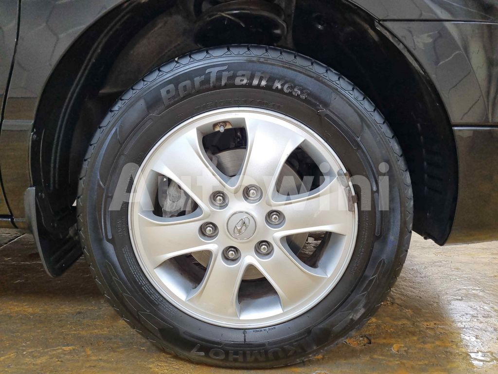 2017 HYUNDAI GRAND STAREX H-1 AUTO +4WD+NAVI+REAR CAMERA - 48
