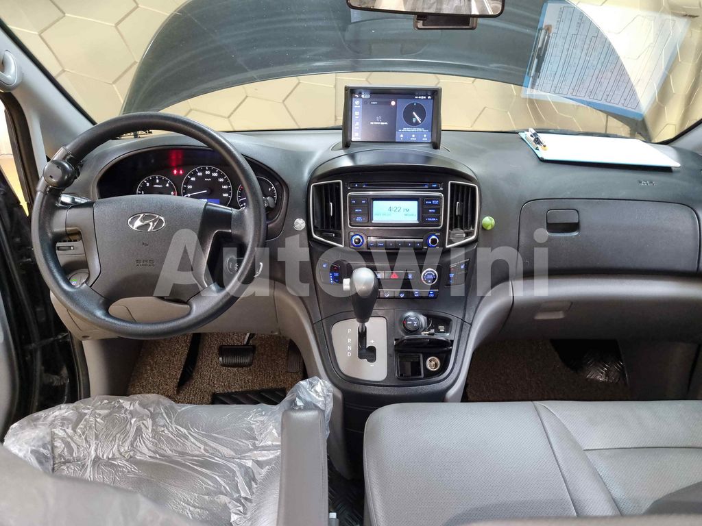2017 HYUNDAI GRAND STAREX H-1 AUTO +4WD+NAVI+REAR CAMERA - 9