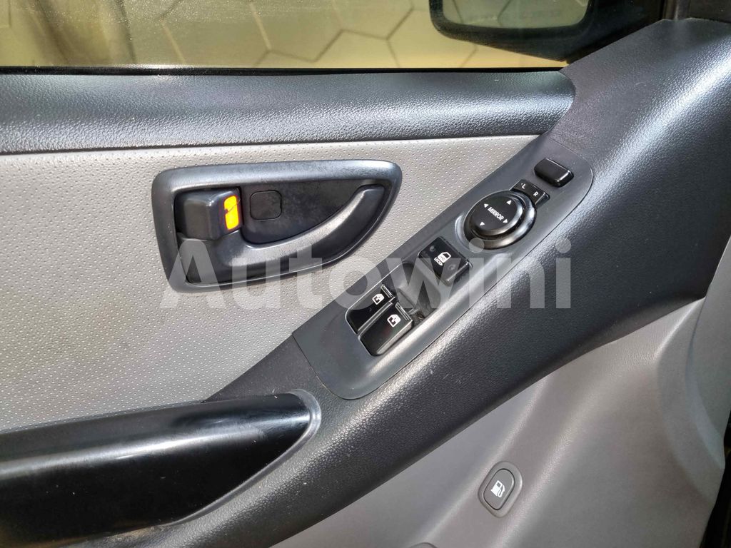 2017 HYUNDAI GRAND STAREX H-1 AUTO +4WD+NAVI+REAR CAMERA - 40