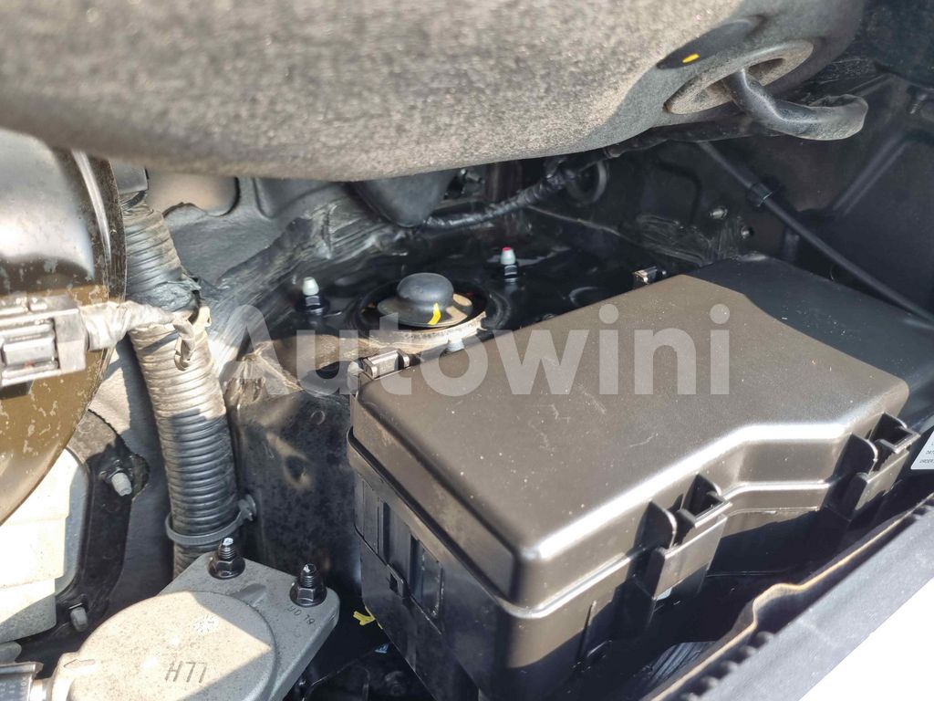 2017 HYUNDAI GRAND STAREX H-1 AUTO +4WD+NAVI+REAR CAMERA - 22