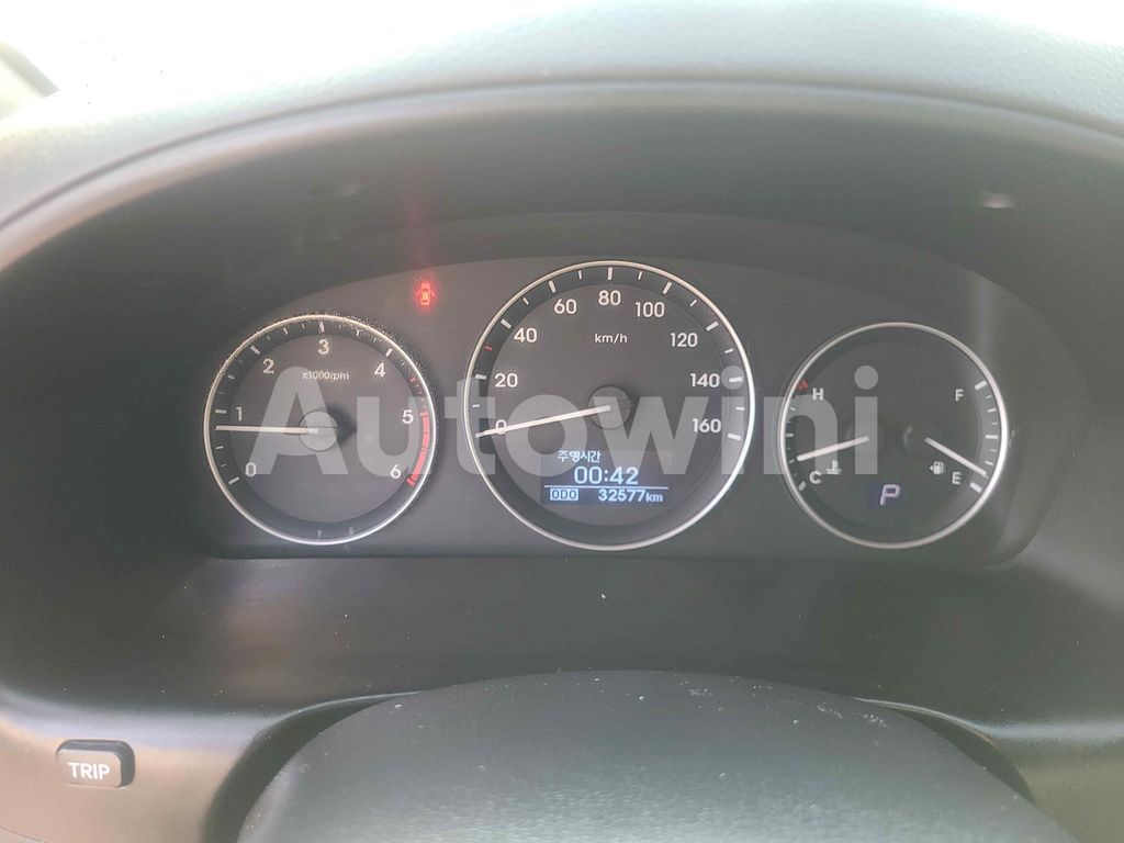 2017 HYUNDAI GRAND STAREX H-1 AUTO +4WD+NAVI+REAR CAMERA - 44