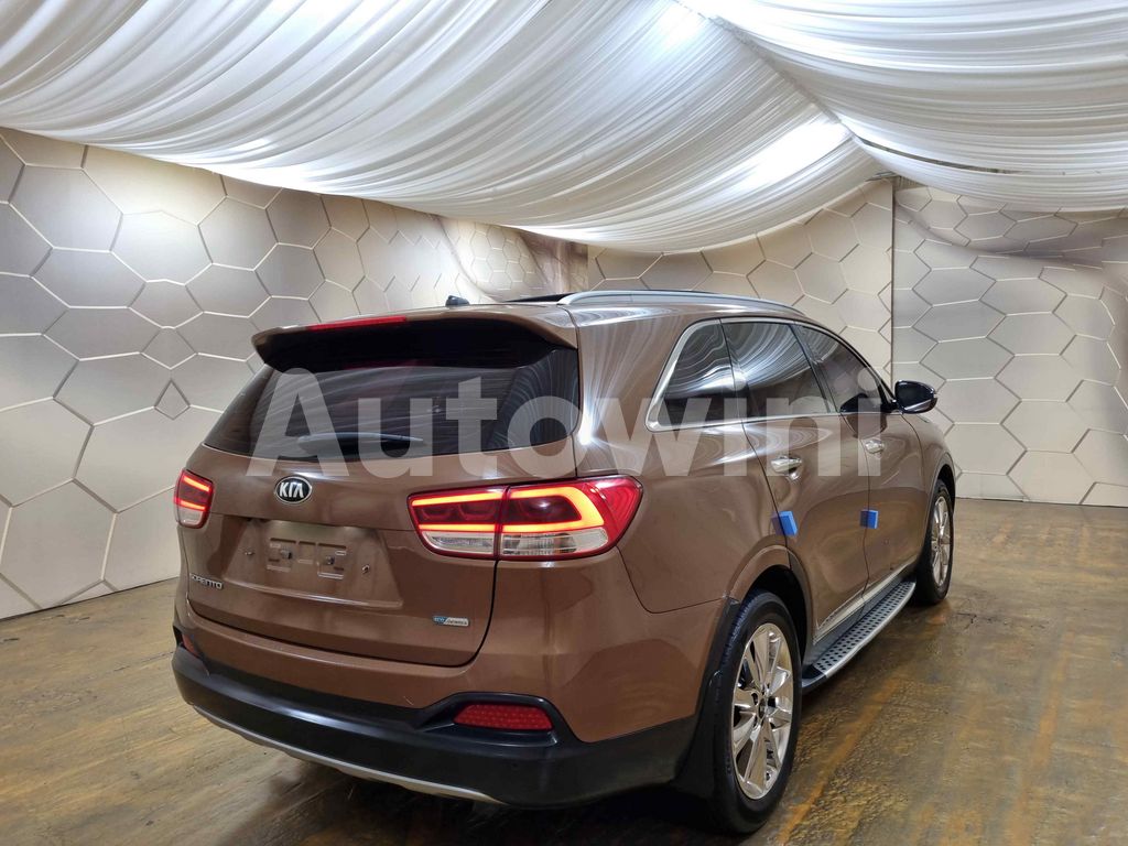 KNAPK81ABFA001725 2015 KIA  SORENTO AUTO +S.KEY +SUN ROOF +NAVI +REAR CAMERA-2