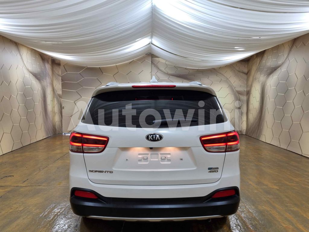 KNAPS81ABFA117341 2015 KIA  SORENTO AUTO +S.KEY +NAVI +REAR CAMERA-4