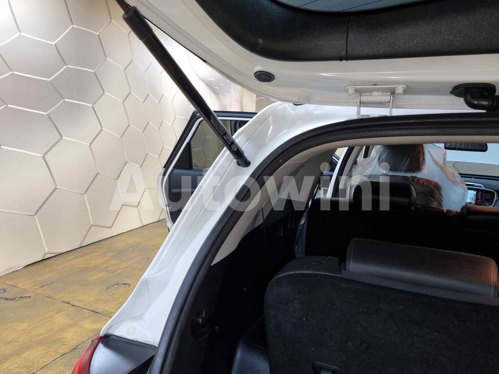 2015 KIA  SORENTO AUTO +S.KEY +NAVI +REAR CAMERA - 36