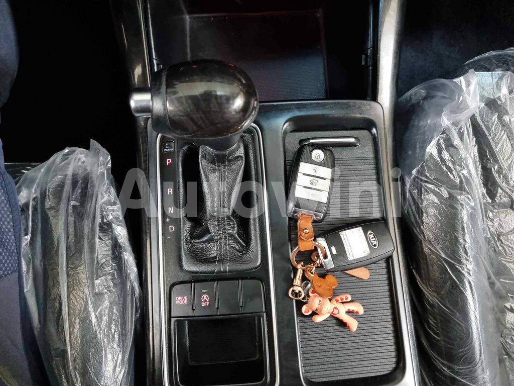 2015 KIA  SORENTO AUTO +S.KEY +NAVI +REAR CAMERA - 16