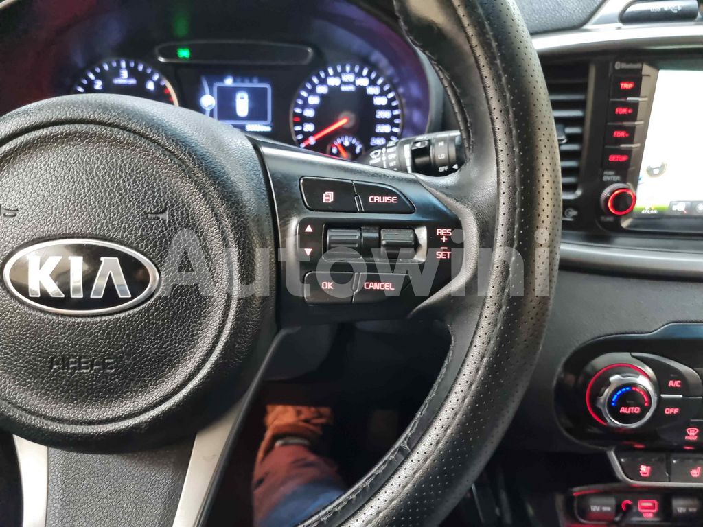 2015 KIA  SORENTO AUTO +S.KEY +NAVI +REAR CAMERA - 12