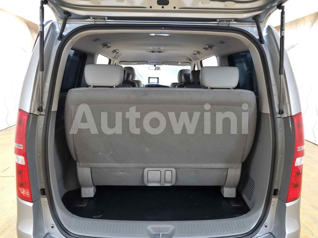 2017 HYUNDAI GRAND STAREX H-1 AUTO +12 SEAT +NAVI +REAR CAMERA - 34