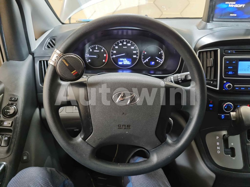 2017 HYUNDAI GRAND STAREX H-1 AUTO +12 SEAT +NAVI +REAR CAMERA - 10