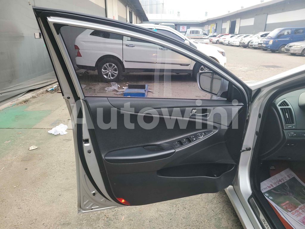 2014 HYUNDAI YF SONATA THE BRILLIANT SMART KEY COOL SEAT AT - 9