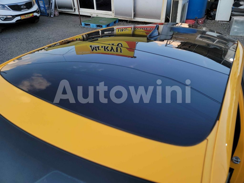 2012 HYUNDAI VELOSTER TURBO A/T R18/P.SUN/NAVI/R.CAM/S.KEY - 40