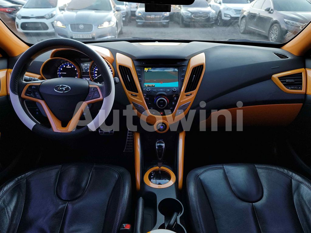 2012 HYUNDAI VELOSTER TURBO A/T R18/P.SUN/NAVI/R.CAM/S.KEY - 23