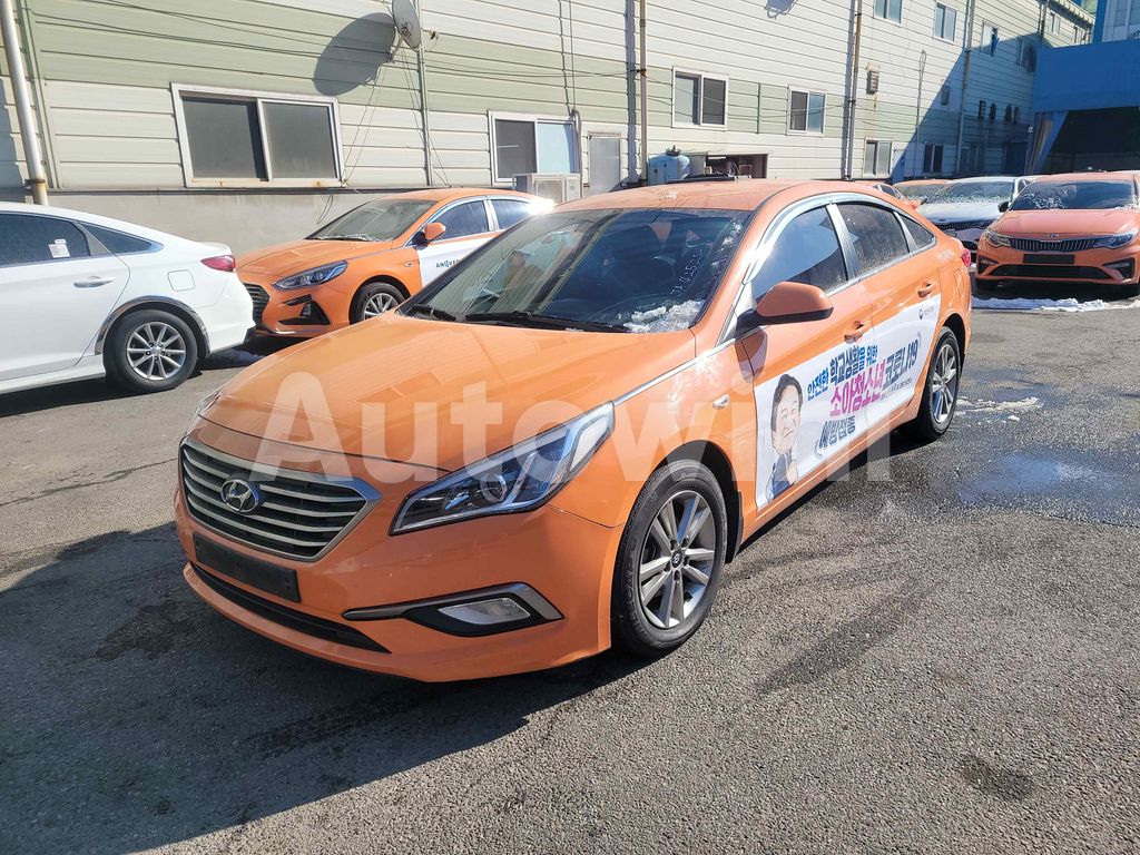 KMHE341DBJA425258 2018 HYUNDAI LF SONATA TAXI-REAL MILEAGE-1