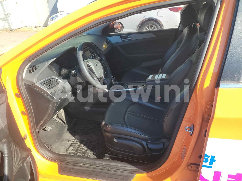 2018 HYUNDAI LF SONATA TAXI-REAL MILEAGE - 12