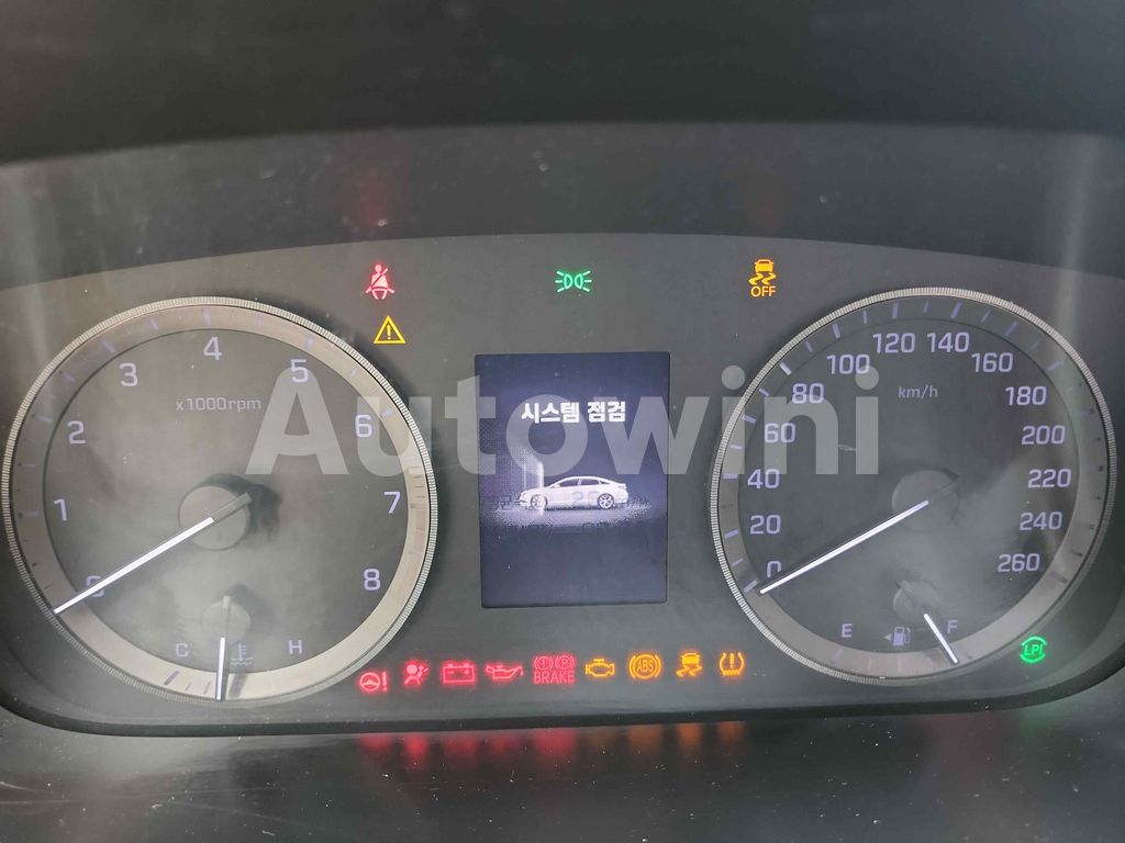 2018 HYUNDAI LF SONATA TAXI/REAL MILEAGE - 31
