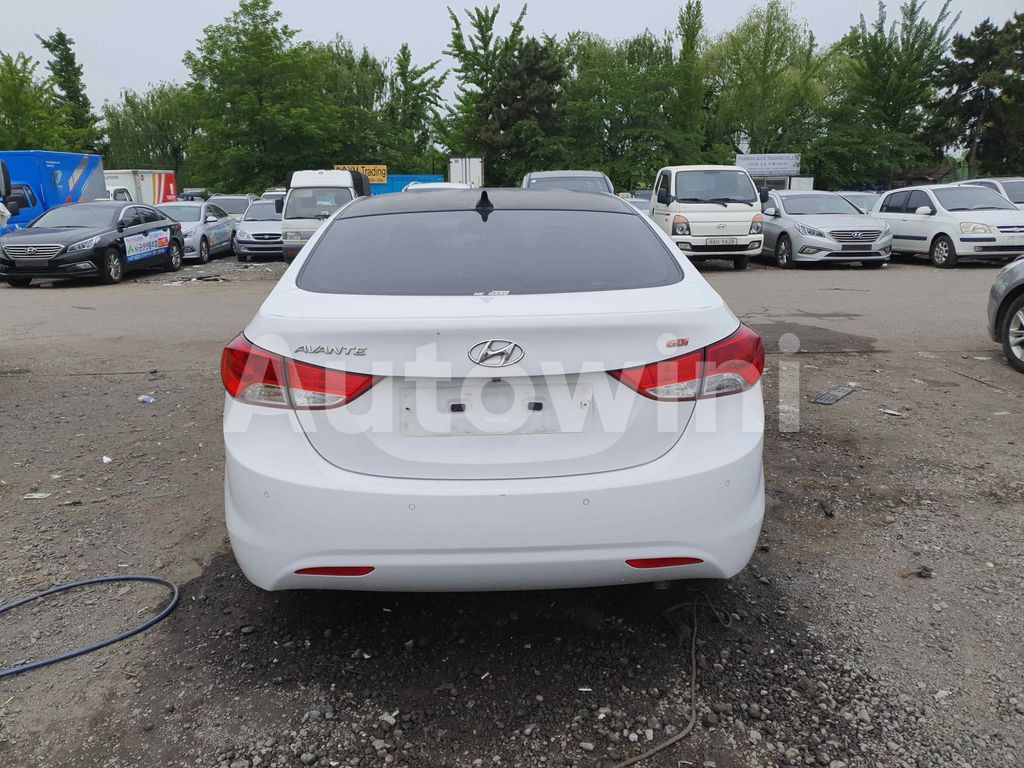 KMHDH41DBDU637156 2013 HYUNDAI AVANTE MD ELANTRA SUNROOF, SMART KEY, NAVIGATION-3
