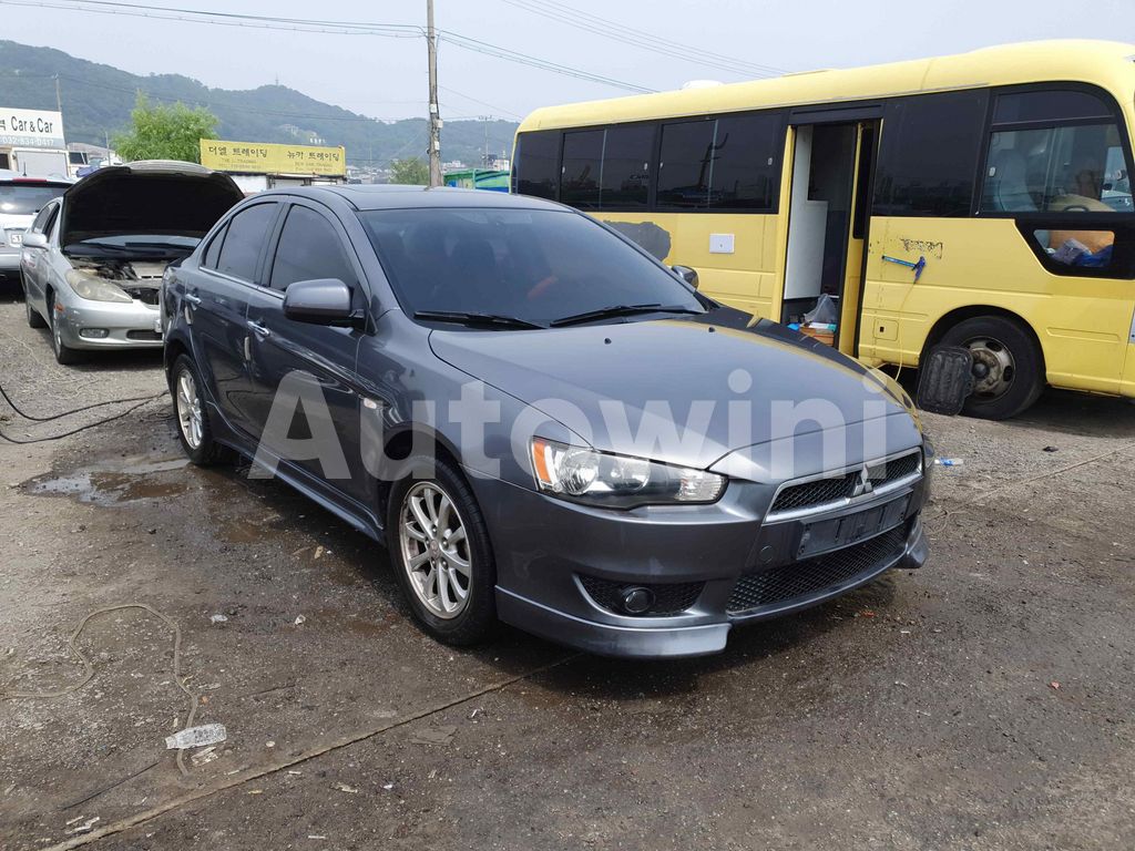 JE3AB26U9AU200285 2010 MITSUBISHI LANCER SUNROOF, NAVIGATION-1