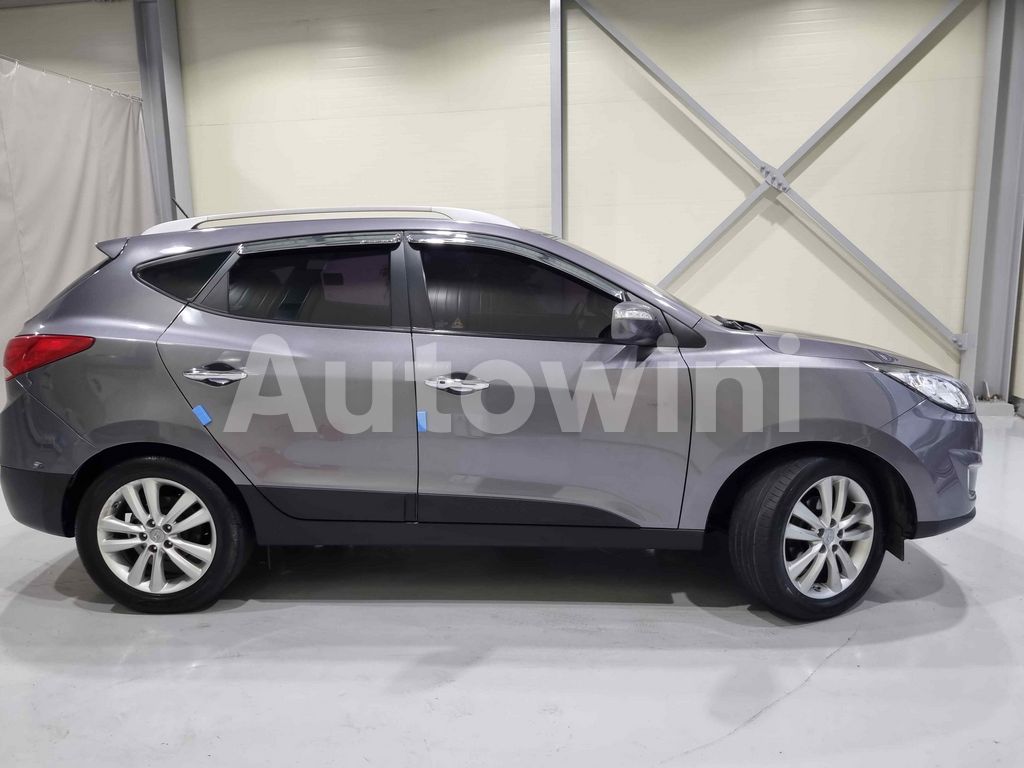 KMHJU81VDBU271430 2011 HYUNDAI TUCSON IX PREMIUM 4WD/UNCHANGED PARTS/P*SUN-4
