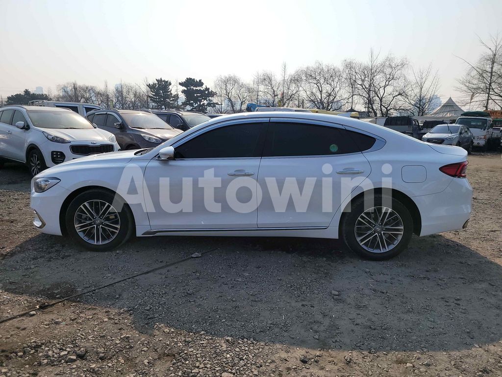 2018 HYUNDAI GRANDEUR IG AZERA PREMIUM *NOACCIDENT *NO PAINTING - 7